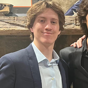 Meet your Posher, Landry